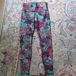 lululemon athletica Floral Patterned Leggings - Multicolor